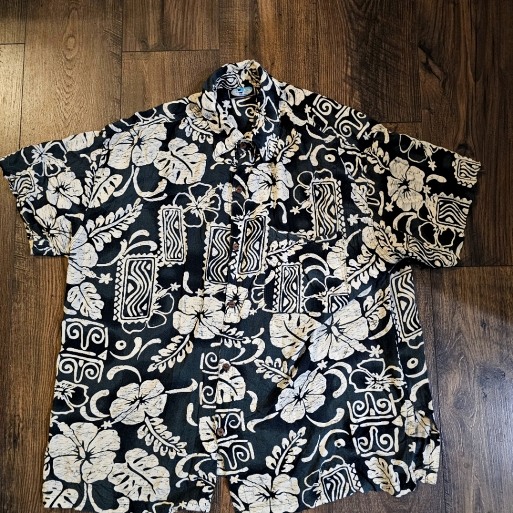 Men's Lightweight Blue Sky Hawaiian Green Button Up Size XL Hibiscus Floral.Ge